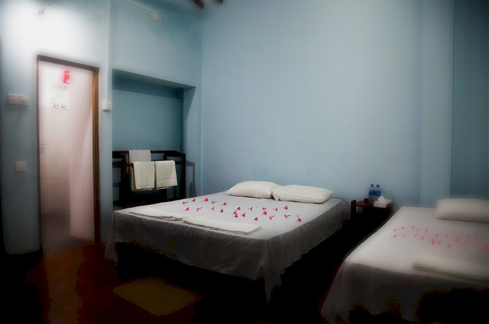 Villu Villa Anuradhapura Buitenkant foto