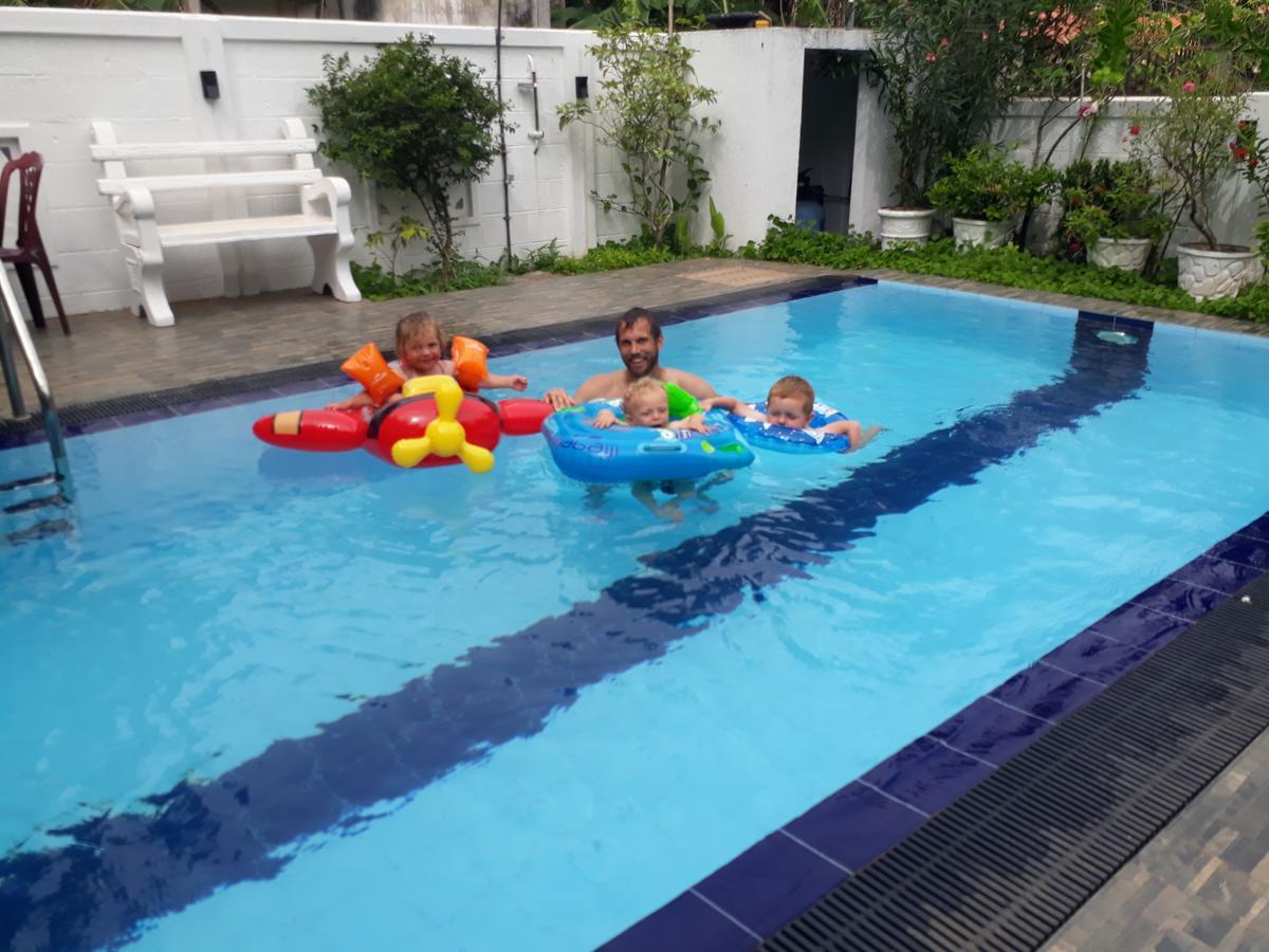 Villu Villa Anuradhapura Buitenkant foto