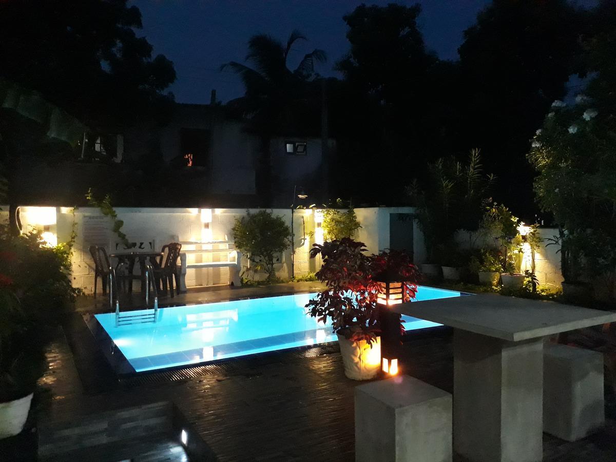 Villu Villa Anuradhapura Buitenkant foto