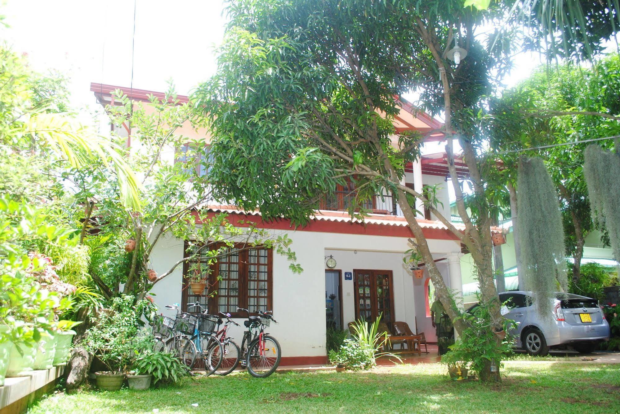 Villu Villa Anuradhapura Buitenkant foto