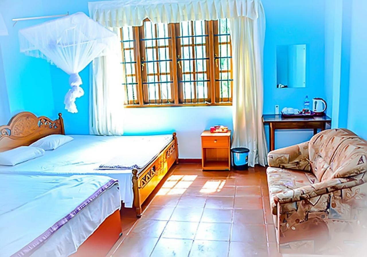 Villu Villa Anuradhapura Buitenkant foto